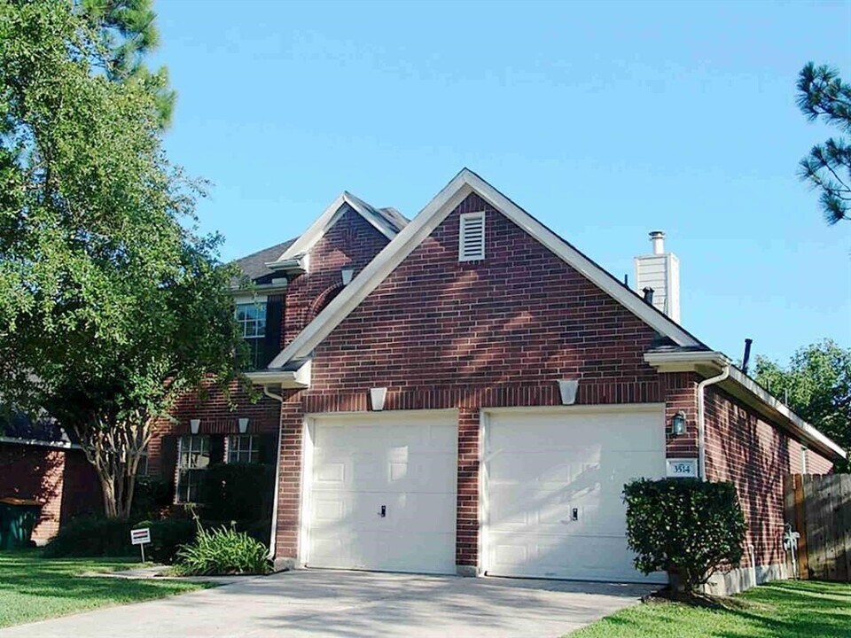 3514 Parkshire Dr in Pearland, TX - Building Photo