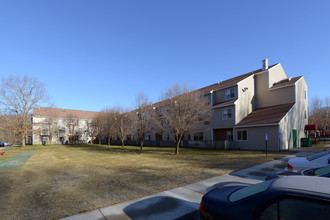 Hope Gardens in Attleboro, MA - Foto de edificio - Building Photo