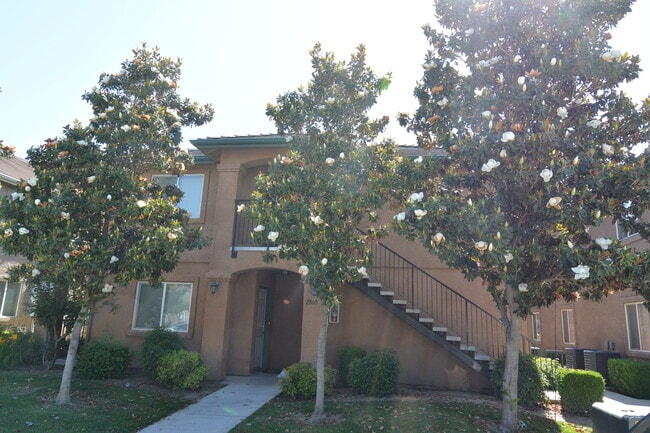 property at 2860 N Terrace St