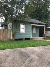 812 General Mouton Ave in Lafayette, LA - Building Photo - Building Photo