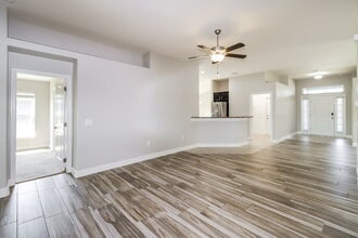 13255 Niti Dr in Hudson, FL - Building Photo - Building Photo