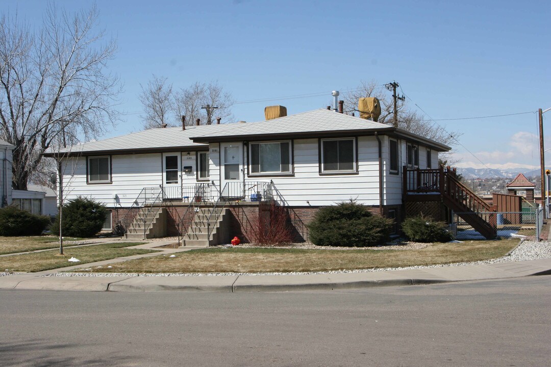 3101 S Fox St in Englewood, CO - Building Photo