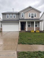 5005 Aiken Back Ln in La Grange, KY - Building Photo