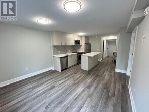 1295 Summerville Ave in Ottawa, ON - Building Photo - Building Photo