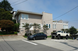 1693-1695 Funston Ave Apartamentos