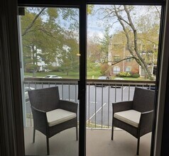 447 Danbury Ln in East Brunswick, NJ - Building Photo - Building Photo