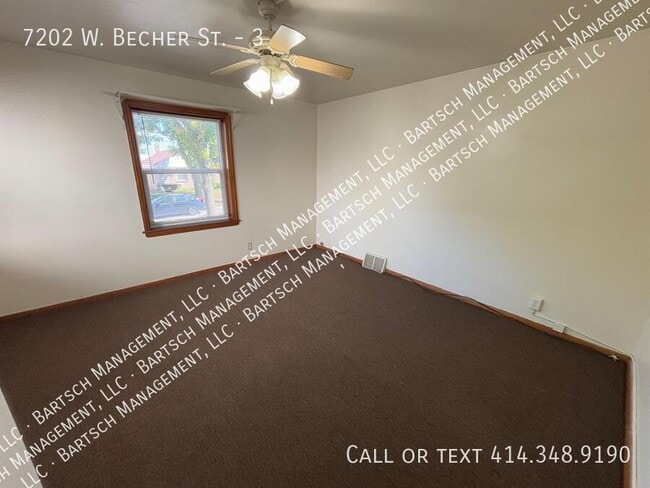 7202 W Becher St in West Allis, WI - Building Photo - Building Photo