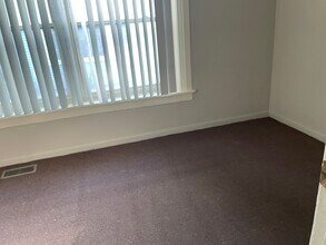 1319 Jerome St in Lansing, MI - Building Photo - Building Photo