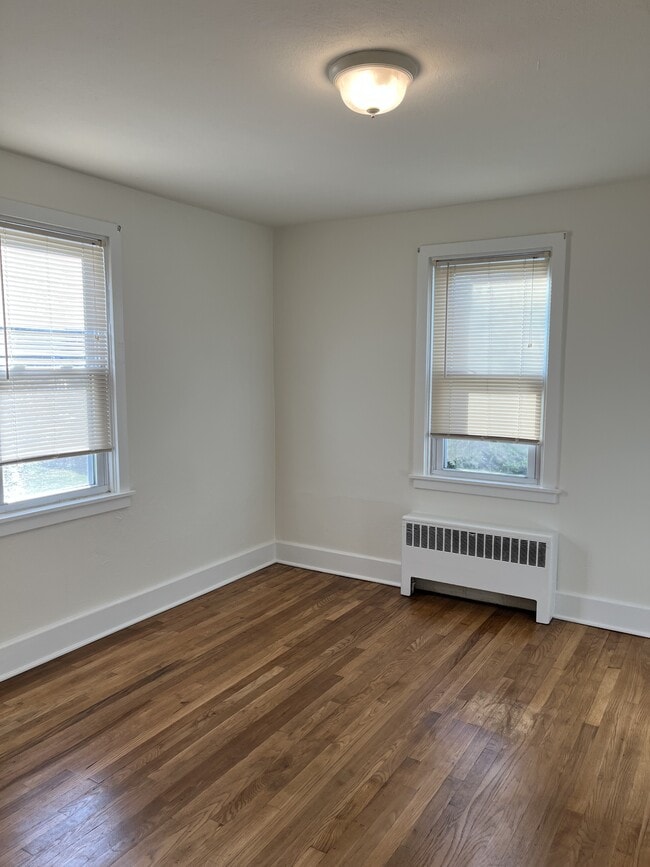 520 Hollingsworth Ave in Elkton, MD - Building Photo - Building Photo