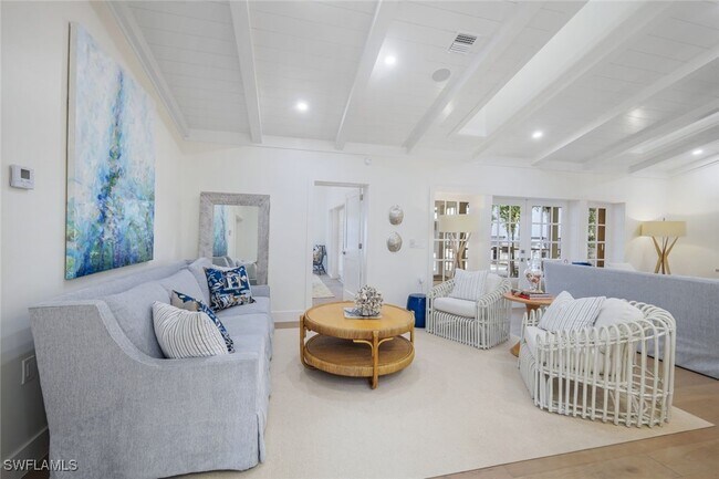 property at 67 8th Ave S