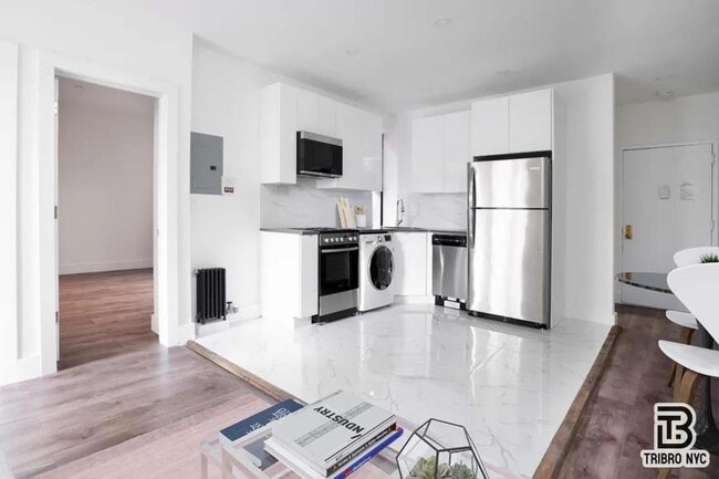 property at 1717 E 8th St