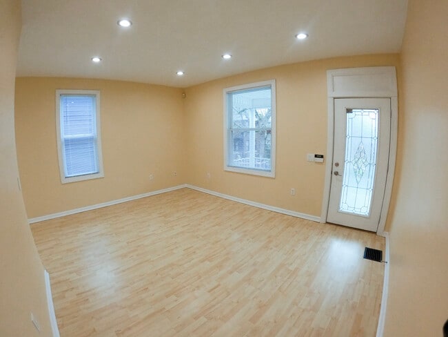 330 Demain Ave, Unit 330 in Morgantown, WV - Building Photo - Building Photo