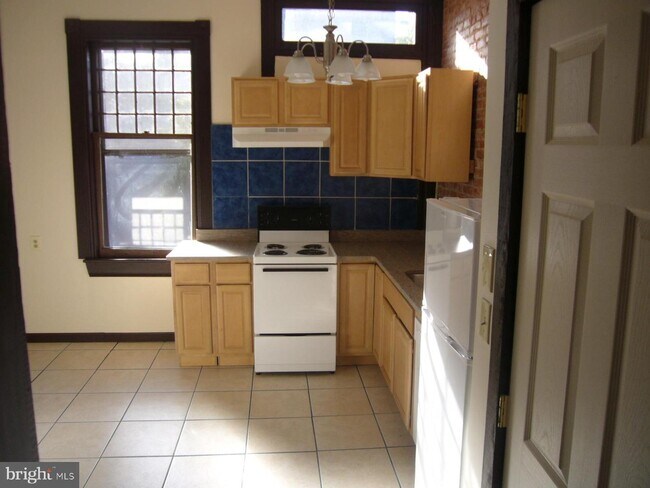 209 W Chestnut St-Unit -1 in West Chester, PA - Building Photo - Building Photo