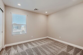 5774 Blue Serenity Ct. in Las Vegas, NV - Building Photo - Building Photo