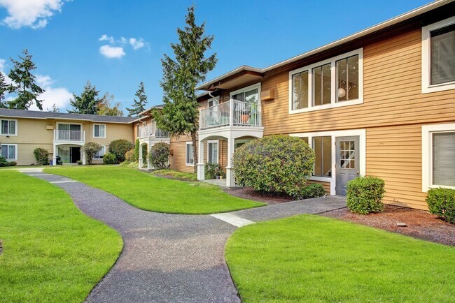 Lakeside Apartments in Mountlake Terrace, WA - Foto de edificio - Building Photo