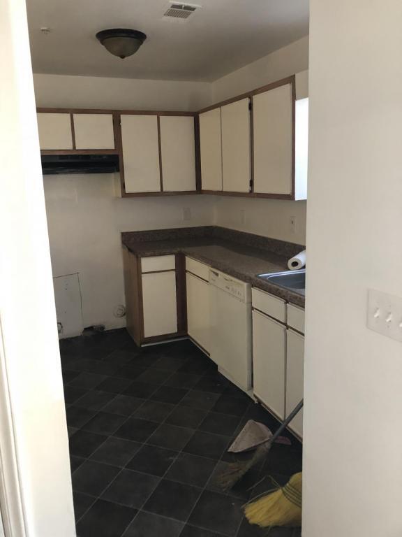 304 Ardale Dr in High Point, NC - Foto de edificio - Building Photo