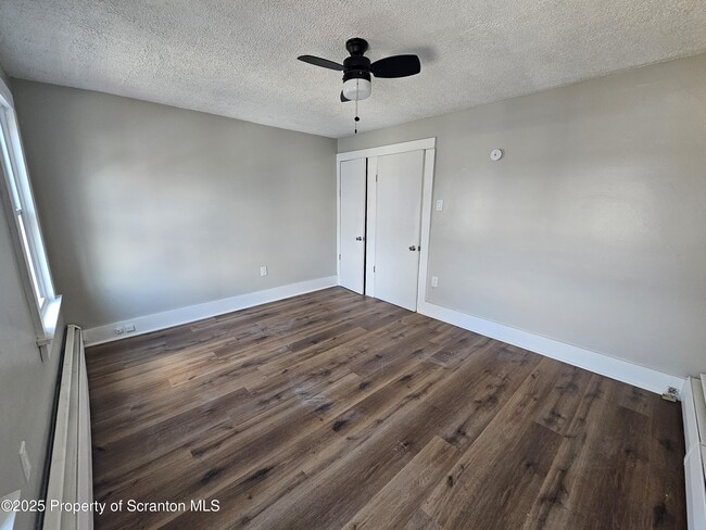 109 Logan St in Wilkes-Barre, PA - Building Photo - Building Photo