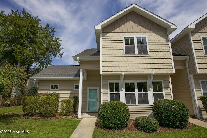 255 E Delaware Ave, Unit 3-3 in Southern Pines, NC - Building Photo
