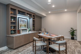 Acclaim at Greenbrier in Chesapeake, VA - Foto de edificio - Building Photo