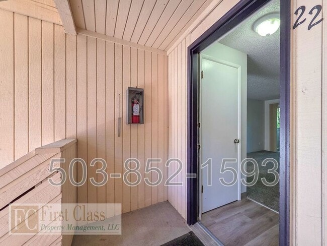3618 SW Beaverton Hillsdale Hwy in Portland, OR - Building Photo - Building Photo