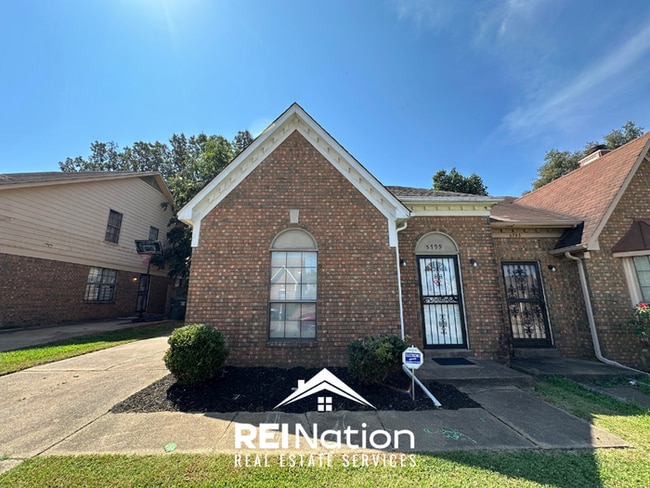 property at 5799 Plum Valley Dr