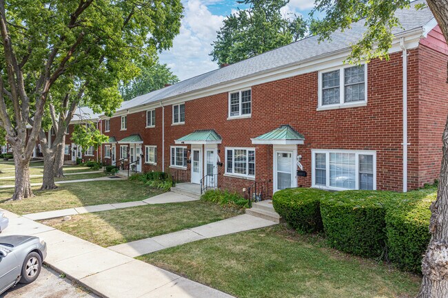 900 N Prairie Ave