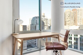 101 W End Ave in New York, NY - Foto de edificio - Building Photo