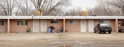 1112 Isleta Blvd SW in Albuquerque, NM - Building Photo - Building Photo