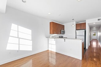415 Jackson St, Unit 3L in Hoboken, NJ - Foto de edificio - Building Photo