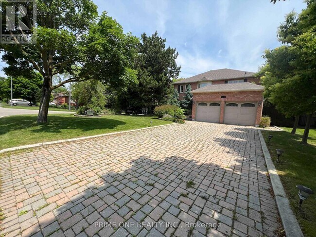 4493 Badminton Dr in Mississauga, ON - Building Photo - Building Photo
