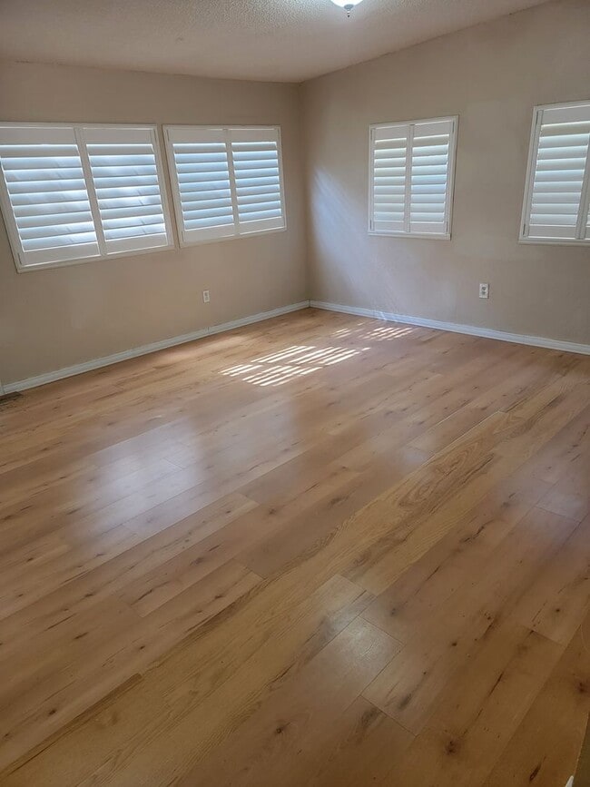 4075 E Lake Park Dr in Hernando, FL - Building Photo - Building Photo