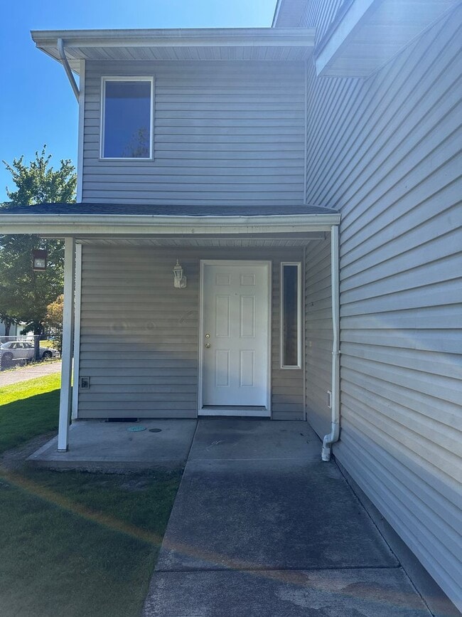 property at 421-423 Ecols St S