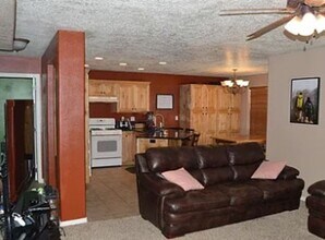 295 N Beacon Dr in Cedar City, UT - Building Photo - Building Photo