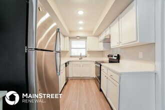 4501 36th Ave N in St. Petersburg, FL - Building Photo - Building Photo
