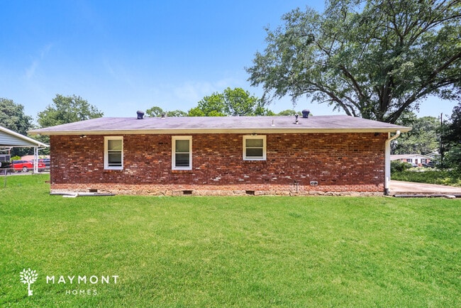 6197 Castlewood Dr in Morrow, GA - Building Photo - Building Photo
