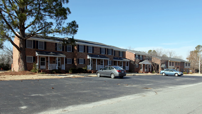 Southside Apartments in Smithfield, NC - Building Photo - Building Photo