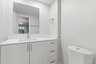 14 Conway Dr in Kitchener, ON - Building Photo - Building Photo