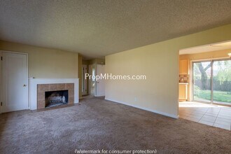 200 SW 137th Ave in Beaverton, OR - Building Photo - Building Photo