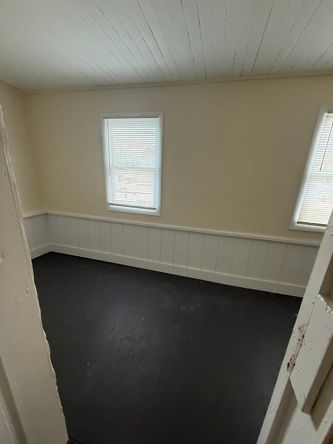 15 Cherry St, Unit 2