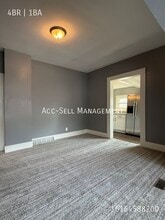 419 Brenner St NE in Grand Rapids, MI - Foto de edificio - Building Photo