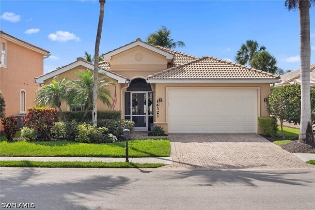 14321 Manchester Dr in Naples, FL - Building Photo - Building Photo