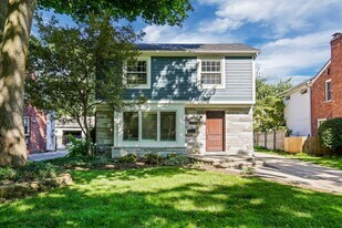 1265 S Bates St in Birmingham, MI - Building Photo