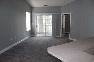 4935 Crab Pond Ct, Unit 201 in Myrtle Beach, SC - Building Photo - Building Photo