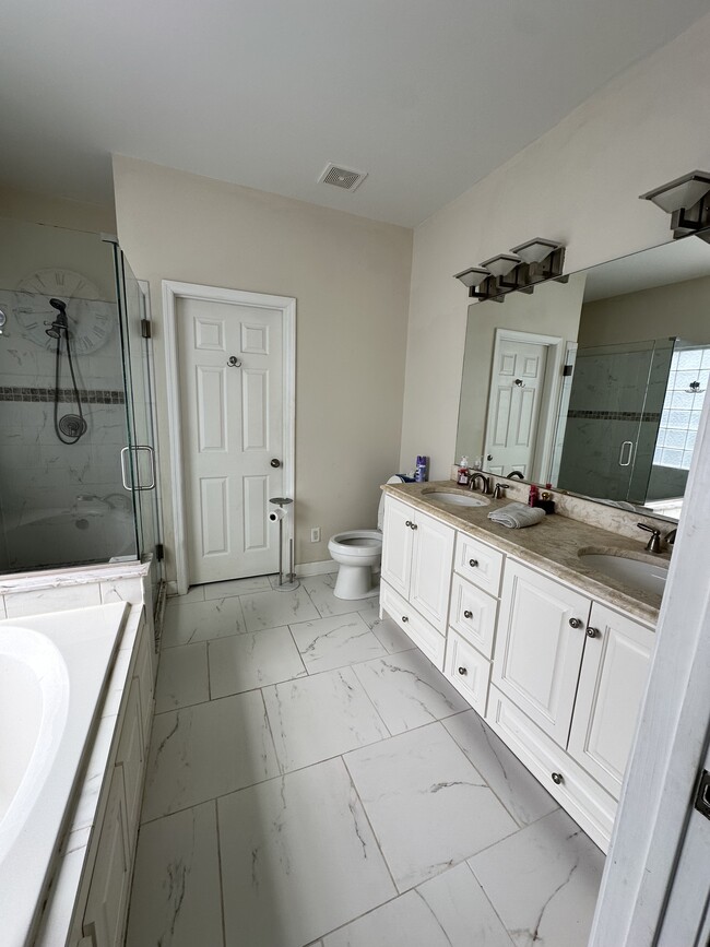 184 W Commons Dr in St. Simons Island, GA - Building Photo - Building Photo