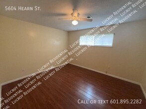5604 Hearn St in Jackson, MS - Building Photo - Building Photo
