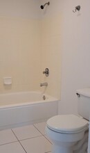 2445 Centergate Dr in Miramar, FL - Building Photo - Building Photo