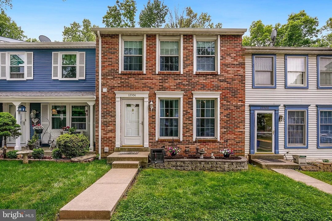 12504 Timber Hollow Pl in Germantown, MD - Building Photo