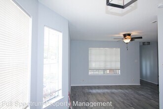 2102 Kirksey Dr-Unit -unit B in Austin, TX - Building Photo - Building Photo