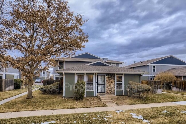 9901 E Evans Ave in Aurora, CO - Building Photo - Building Photo