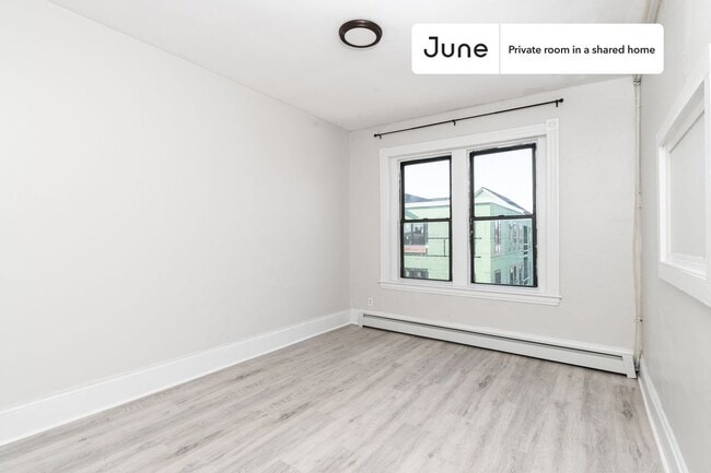 Private bedroom in 4 bed/1 bath Home in Boston, MA - Building Photo - Building Photo